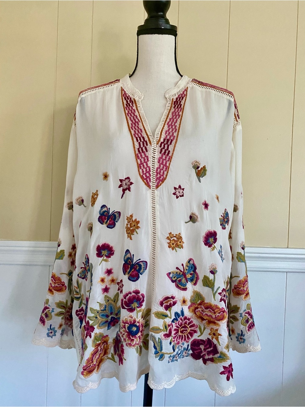 Johnny Was Multicolor Floral & Butterfly Embroidery Blouse - Picture 4 of 16